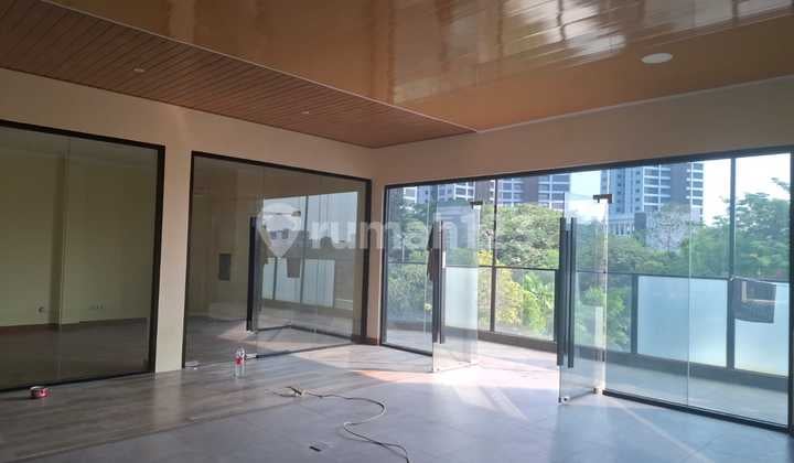 Disewakan Gedung 5 Lantai + Basement di Panglima Polim Jakarta Selatan