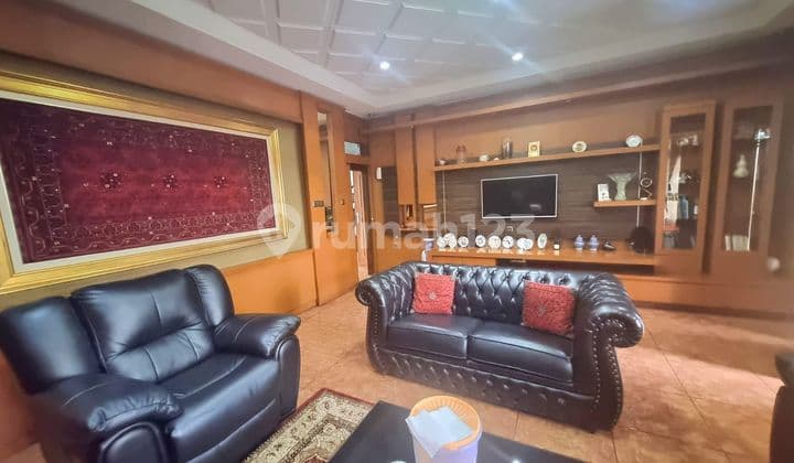 Rumah Hegarmanah View Lembah