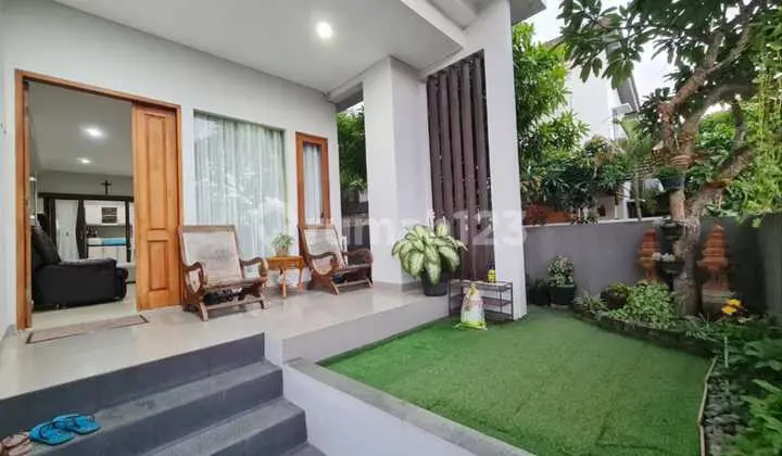 Rumah 2 Lantai SIP Huni di Dekat Lapangan Renon Denpasar