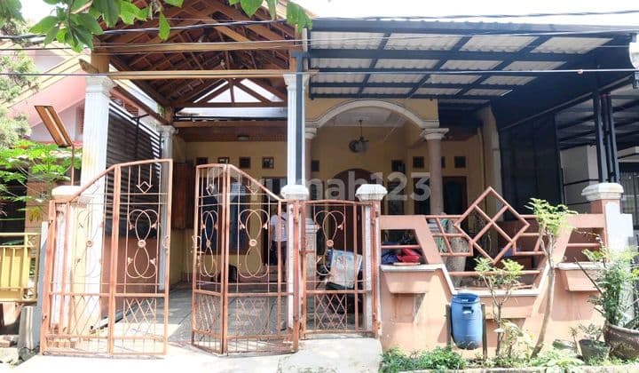 Runah 2 Lantai Siap Huni Dekat Fasilitas Umum Sarimas Regency