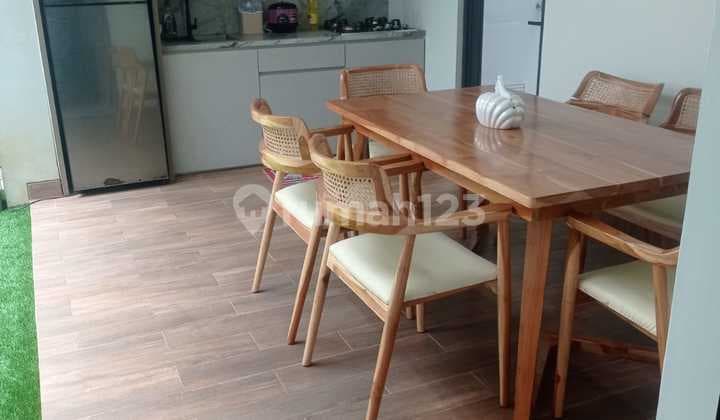 Rumah Dijual di Summarecon Bandung Hook Semi Furnished