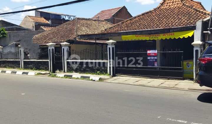 Dijual Rumah Strategis Mainroad di Tengah Kota Cimahi