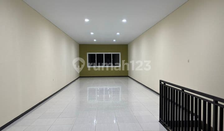 Shop House for Sale on Main Road Antapani Bandung, Strategic Location