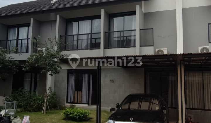 House for Sale/Rent in Kota Baru Parahyangan Furnished