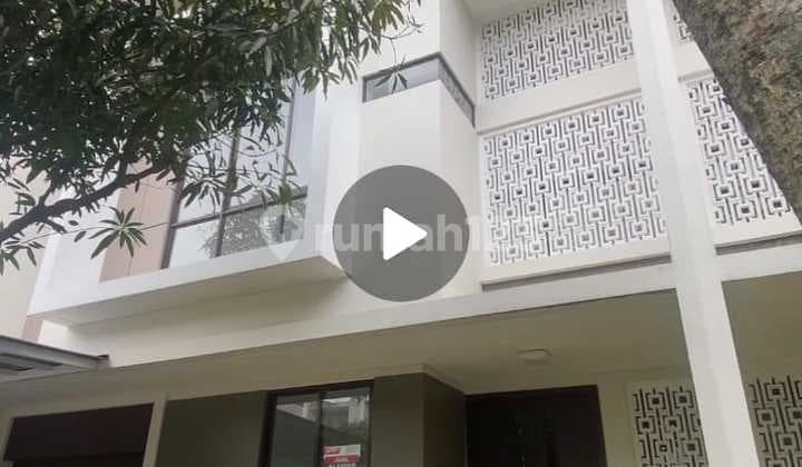 Rumah Dijual Full Renovasi di Summarecon Bandung