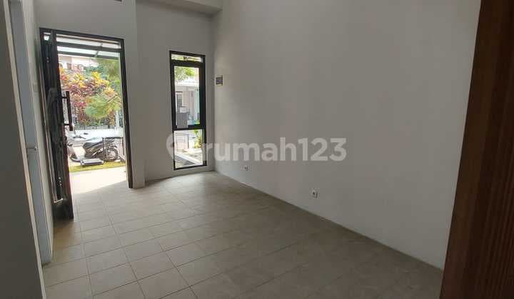 Rumah Dijual Banyaksumba Kota Baru Parahyangan Siap Huni