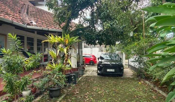 Rumah Dijual di Sayap Riau Bandung Clasik Siap Huni