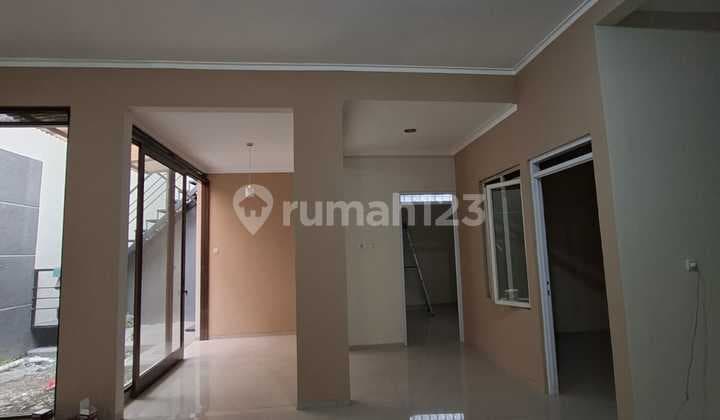 Rumah Dijual Baru Renov di Taman Holis Indah Bandung