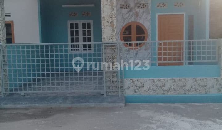 Rumah Baru dijual cantik modern sukawinatan di palembang SHM