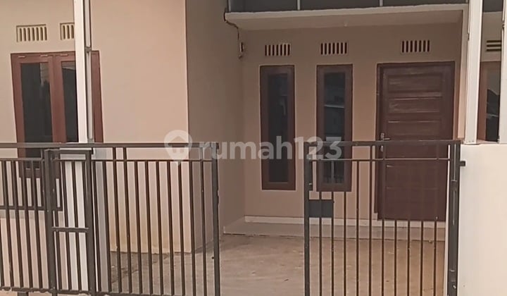 Rumah Baru Modern Cantik Lokasi Sukawinatan Palembang