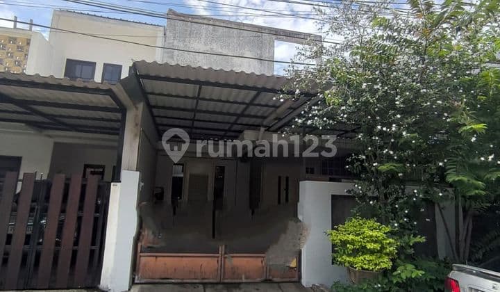 Nice House Taman Aries Meruya Kembangan