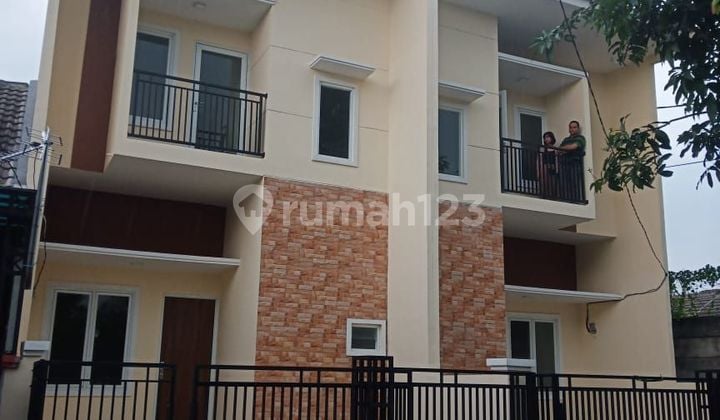 Dijual Rumah 2 lt Siap Huni Di Citra Raya Tangerang