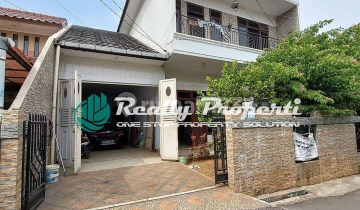 Dijual Rumah Luas dan Murah 2 lantai Deket Irfan Hakim di Jaticempaka Pondok Gede