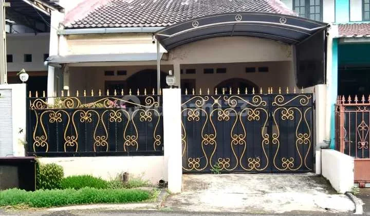 For Rent 2-Story Renovated House by the Roadside in Malacca