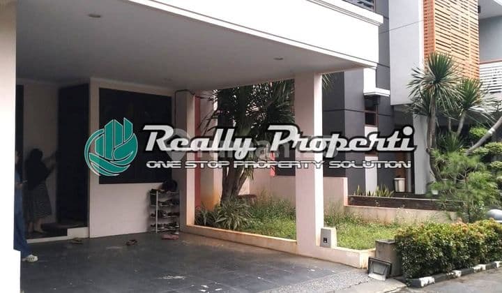 For Rent Furnished House Near LRT Kapin Flood-Free