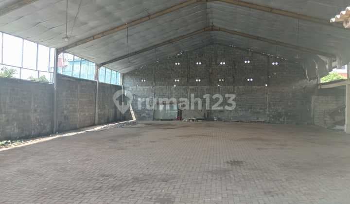 Sewa Ruko & Gudang Strategis Akses Tronton di Semarang Barat