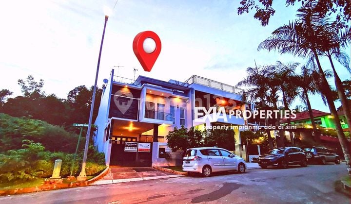 Rumah 2,5 Lantai Modern Minimalis Sukajadi Hadap Timur