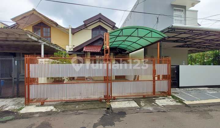 Disewakan Rumah Bintaro Jaya Sektor 2 Strategis Siap Huni