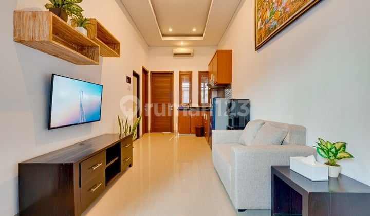 Villa Lingkungan Ekspatriat Dekat Plataran Canggu Bali