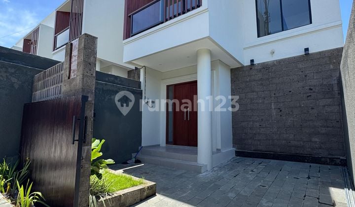 Ready to Move In - Very Strategic Location Near Citraland Denpasar & Waterpark Denpasar Bali