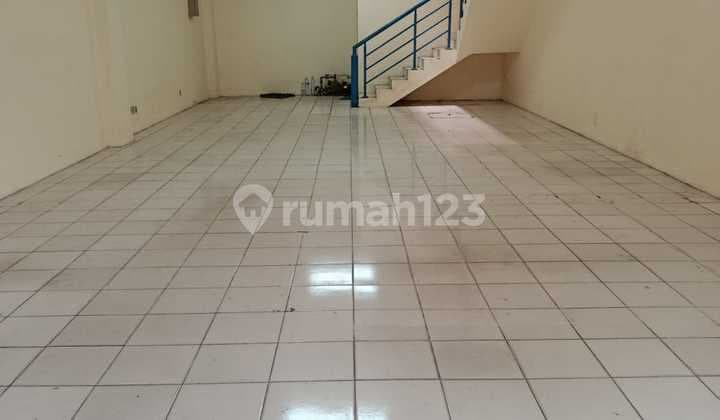 ruko 3 lantai strategis lokasi di astana anyar