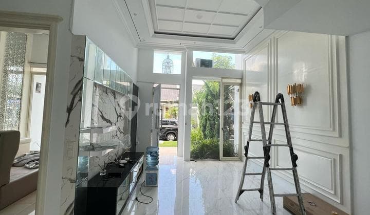 Dijual Rumah Modern Minimalis Kota Baru Parahyangan