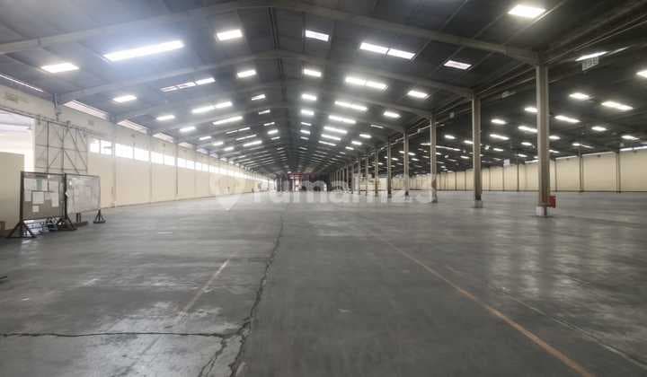 Large Ready-to-Use Warehouse Area in Cileunyi, Bandung