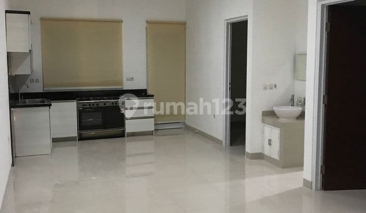 rumah minimalis modern di duta asri residence