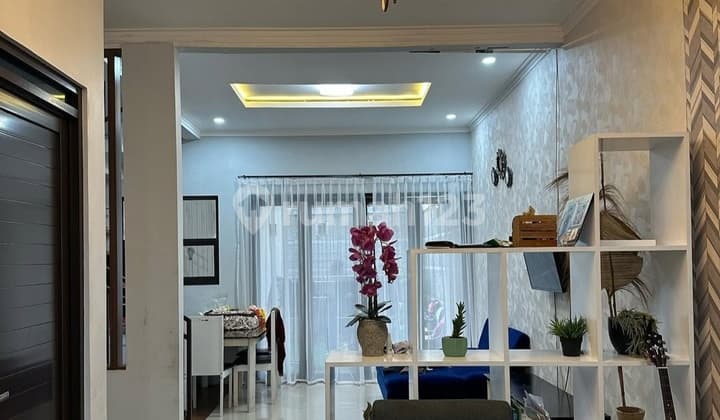 rumah minimalis 2 lantai siap uni di komplek setra dago antapani