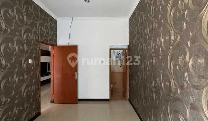 For Sale Wing House Leuwi Panjang Can Be Used for Office