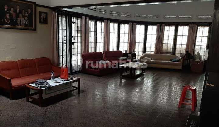 Dijual Rumah Klasik Daerah Riau Cocok untuk Kafe dan Resto