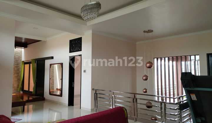 rumah nyaman modern lokasi strategis di sayap leuwi panjang