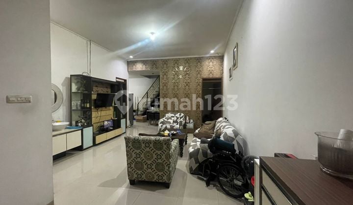 Dijual Rumah Mekarwangi Jarang Ada Semi Furnish