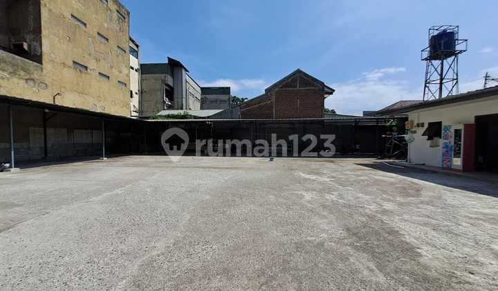 Lahan Tanah Kosong Strategis di Pusatkota Bandung dengan Bangunan