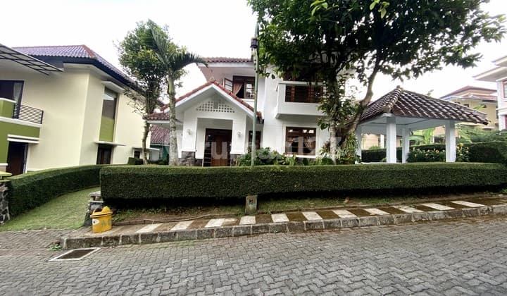 Cepat Vila Nyaman Lantai Marmer Strategis di Bumi Ciherang Puncak