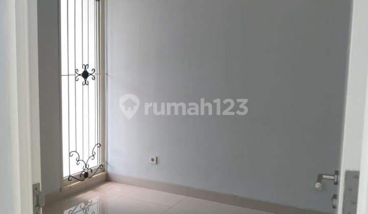 Disewakan Rumah di Kawasan Alyndra Harapan Indah Bekasi