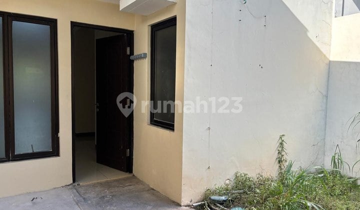 Disewakan Rumah di Green Ara Tarumajaya Bekasi