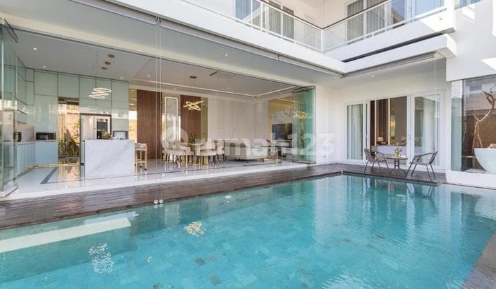 Villa Baru Modern Murah Dengan Furnished di Legian Seminyak