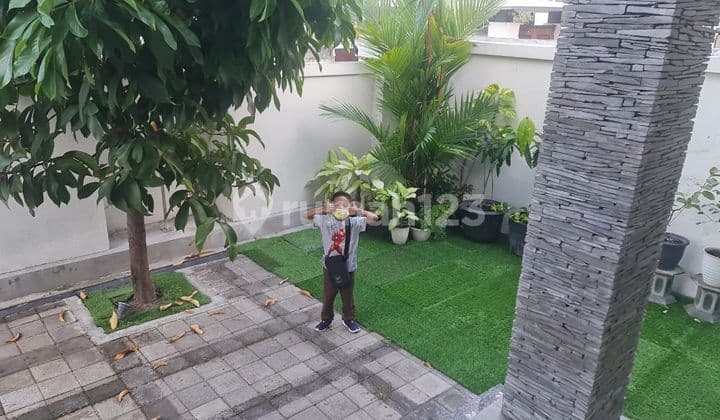 Rumah Bagus Semi Furnished Shm di Renon Dijual Cepat