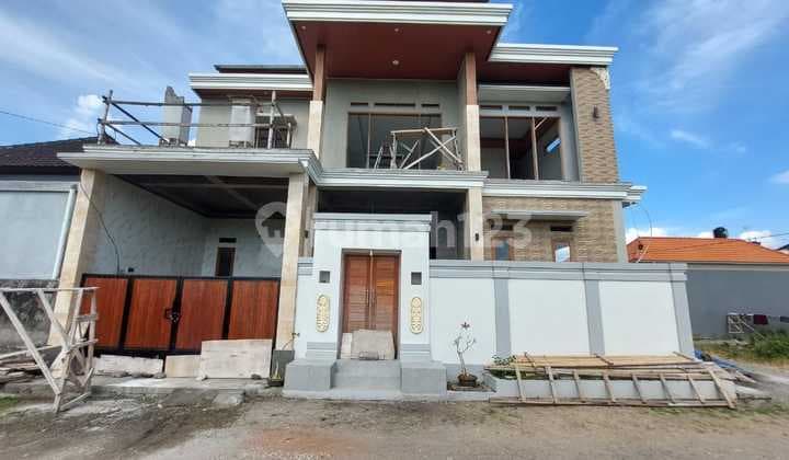 Rumah 2 Lantai Dekat Canggu Dan Tanah Lot Tabanan