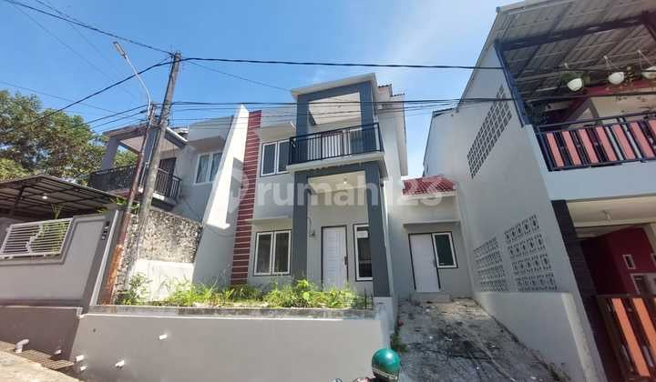 Beautiful House Rainbow Residence