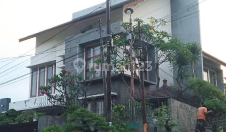 Rumah Mewah di Jl Wologito Raya Kembangarum Semarang Barat