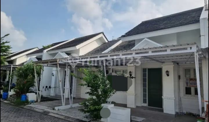( Dekat Unimus ) Rumah di Gaia Residence Kedungmundu Tembalang Semarang