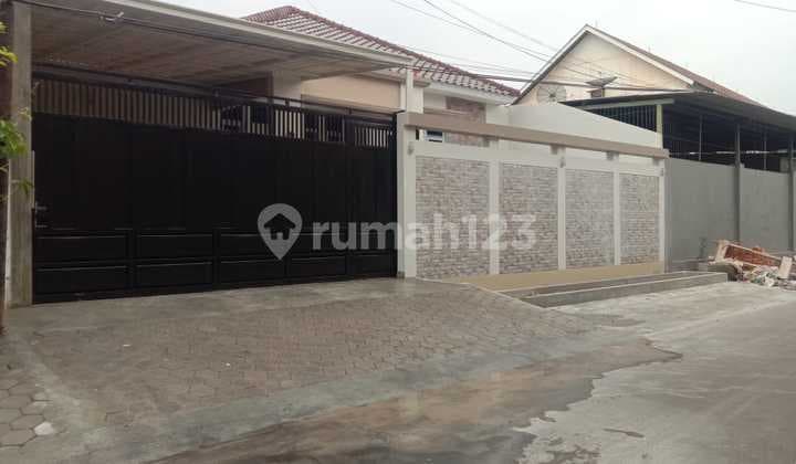 Rumah Mewah di Jl Rejomulyo Rejosari Semarang Timur