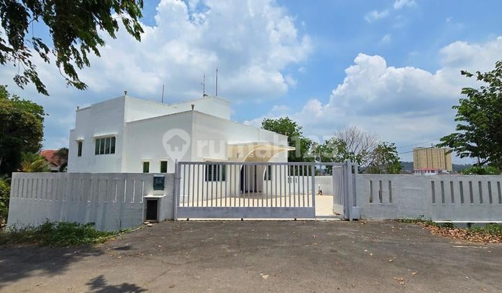 Rumah Hook Dijual Palm Spring, Dekat Sekolah Djuwita Batam Centre