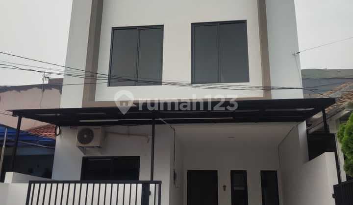 Dijual Rumah Bangunan 2.5lt Bagus di sektor 6, Gading Serpong