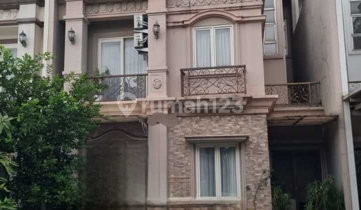 Dijual Cepat Rumah Bagus di cluster de mansion , Alam Sutera