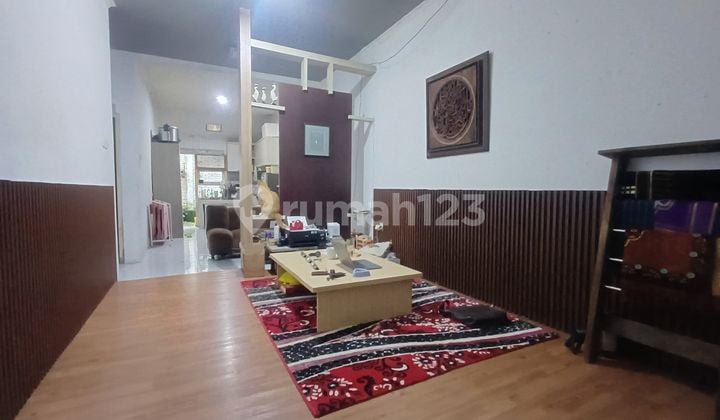 Dijual Rumah Cantik Siap Huni Semi Furnish Lokasi di Komplek Pesona Ciwastra Permai Bandung