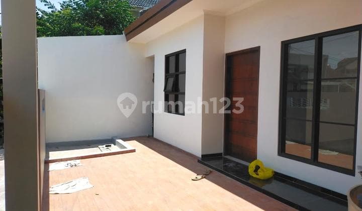 Dijual Rumah Baru Siap Huni Modern Minimalis Lokasi di Kopo Permai Bandung