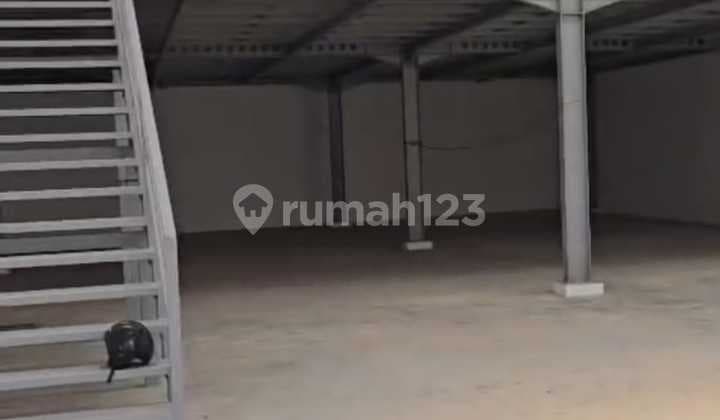 Dijual Gudang Luas Nyaman Siap Pakai Lokasi Strategis di Kerkof Leuwi Gajah Bandung